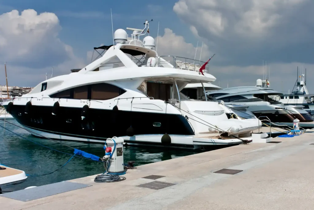 Book Luxury VIP Yacht Rental