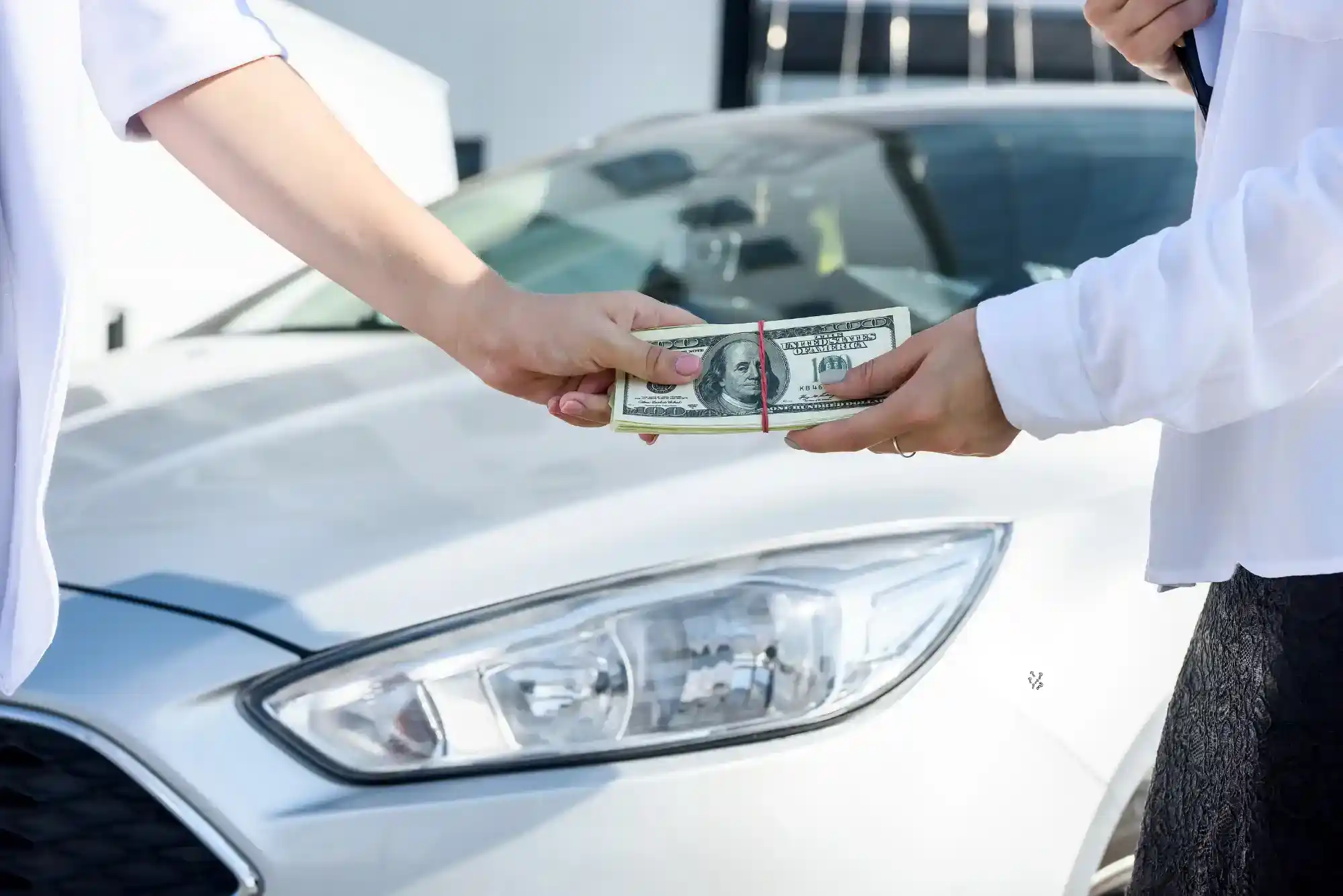 How to rent a car in Dubai