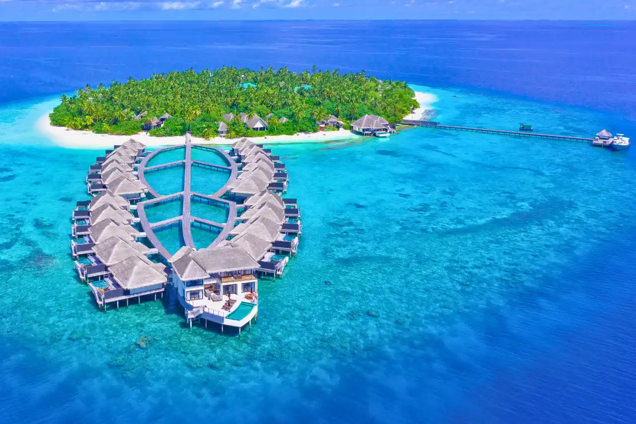 Maldives Tour Package from Dubai – Luxury Island Holiday Deals